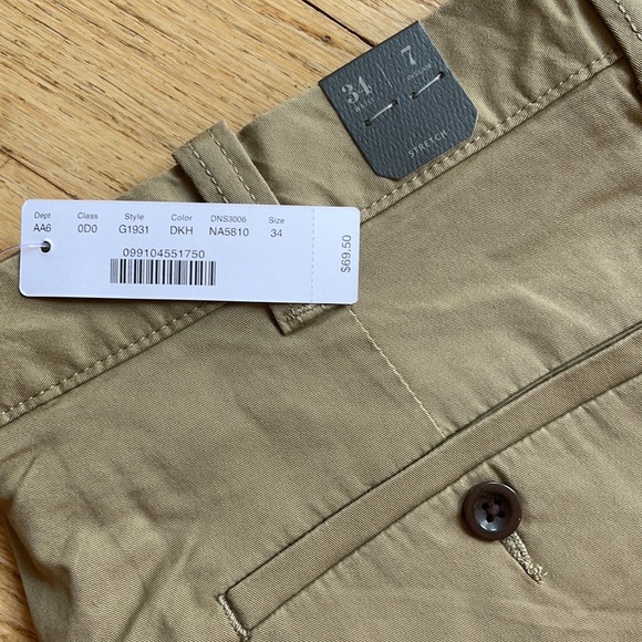 JCrew khaki shorts 7" stretch chino - Picture 5 of 8